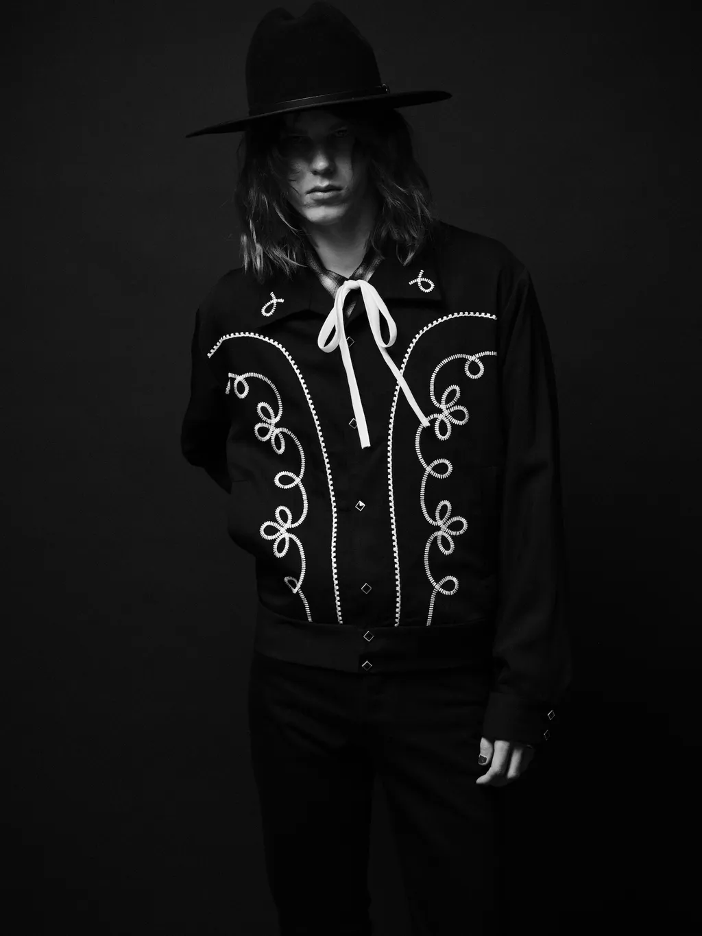 Arabesque Embroidery Western Jkt