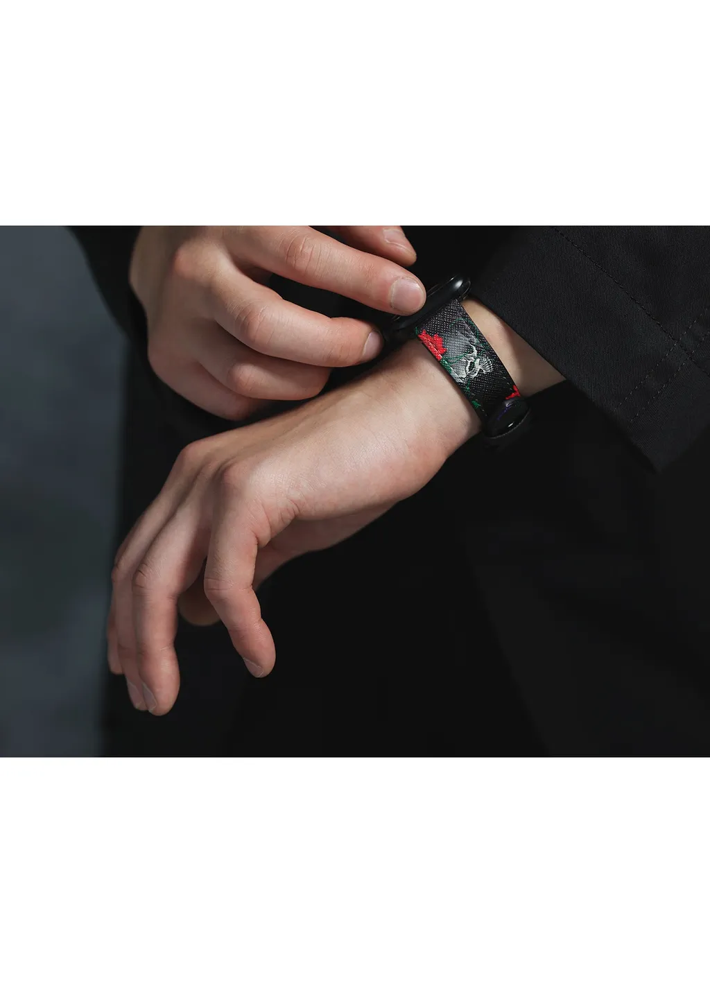 Wildside×Casetify Skull & Rose Apple Watch Band