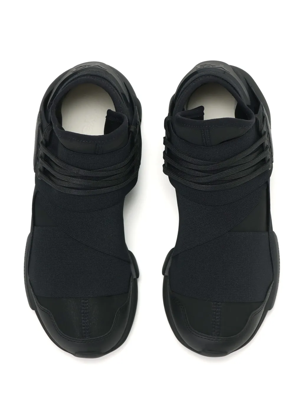 Y-3 Qasa