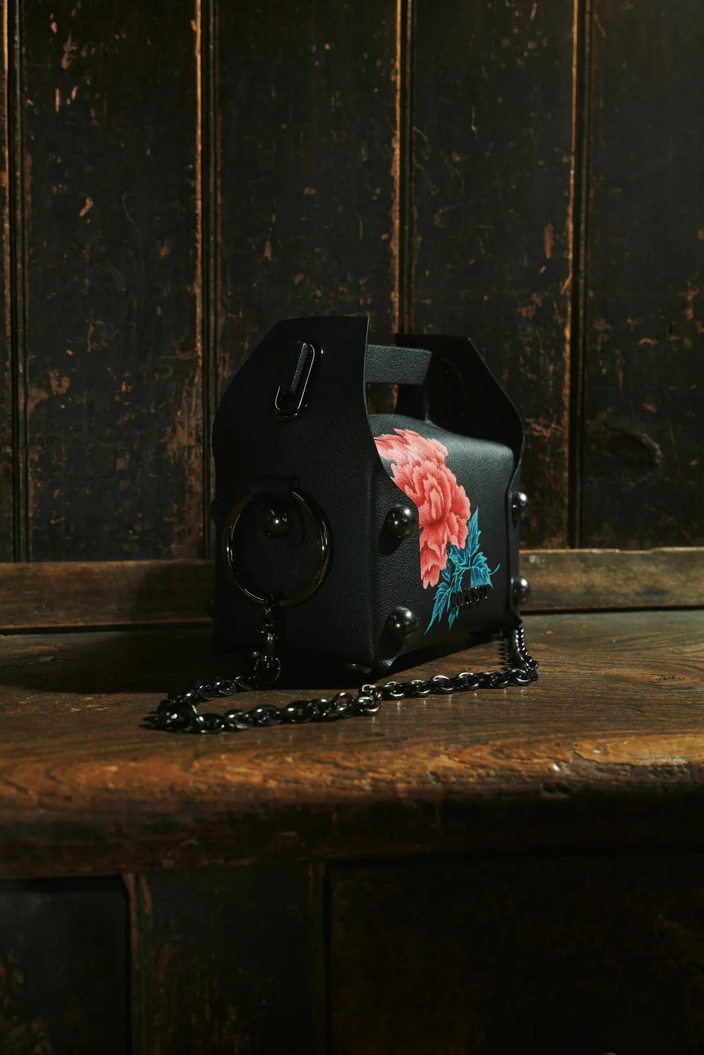 Wildside X M A S U Peony Leather Cake Bag