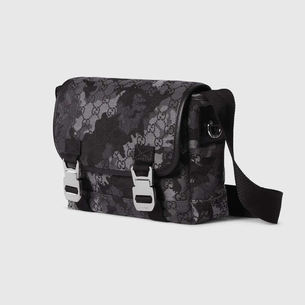 Gg Canvas Small Crossbody Bag