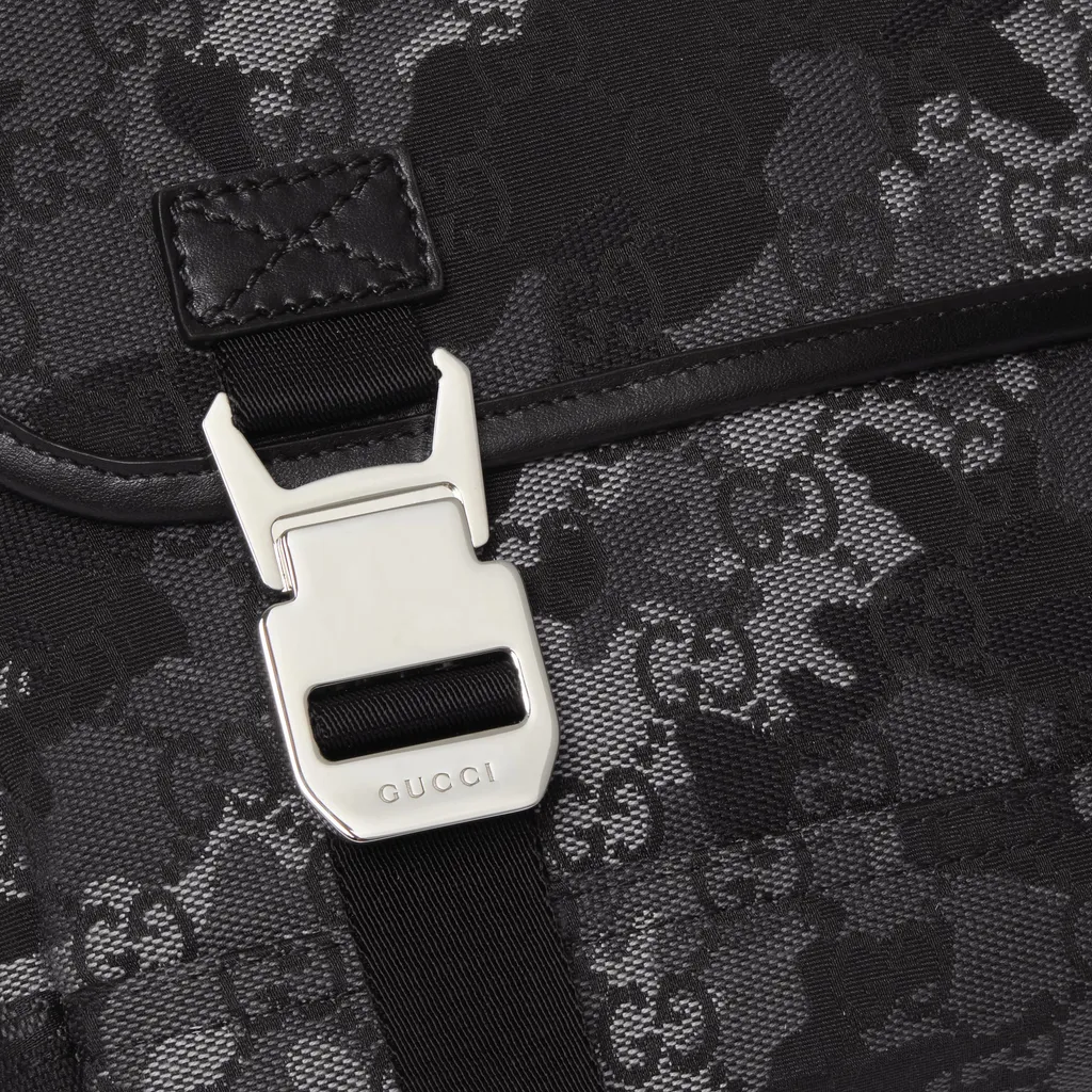 Gg Canvas Small Crossbody Bag