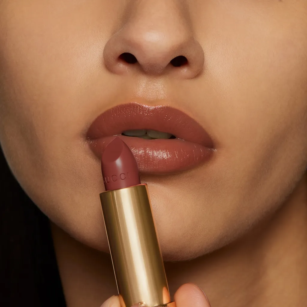 227 , Rouge à LÈVres Voile Lipstick Marie Almond