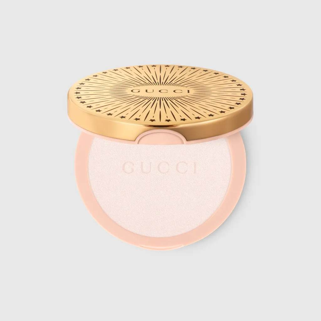 01, Gucci Glow Highlighter Powder