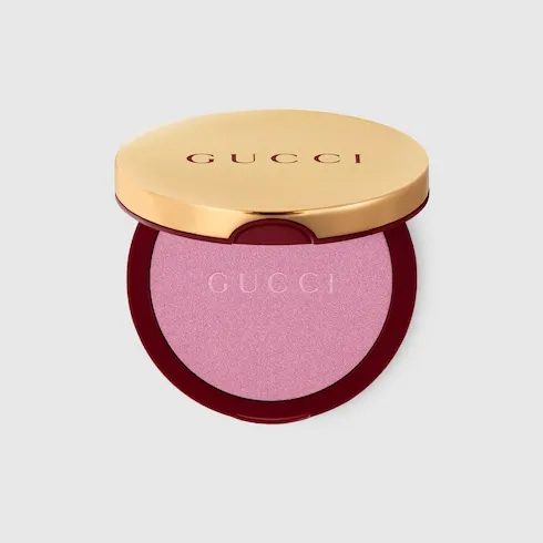 06, Limited-Edition Gucci Glow Highlighter Powder