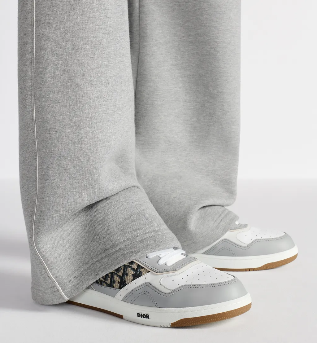 B27 Uptown Low-Top Sneaker