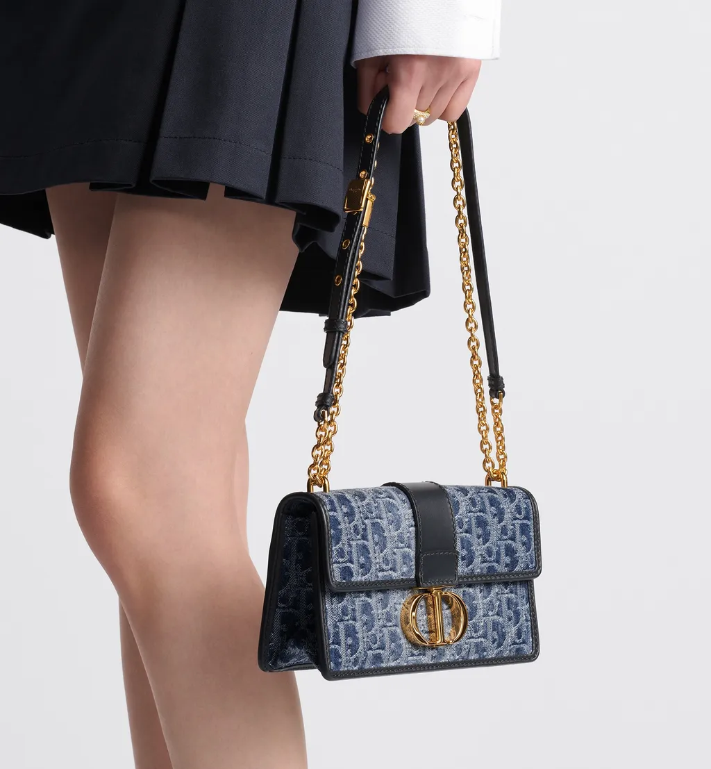 30 Montaigne East-West Bag With Chain