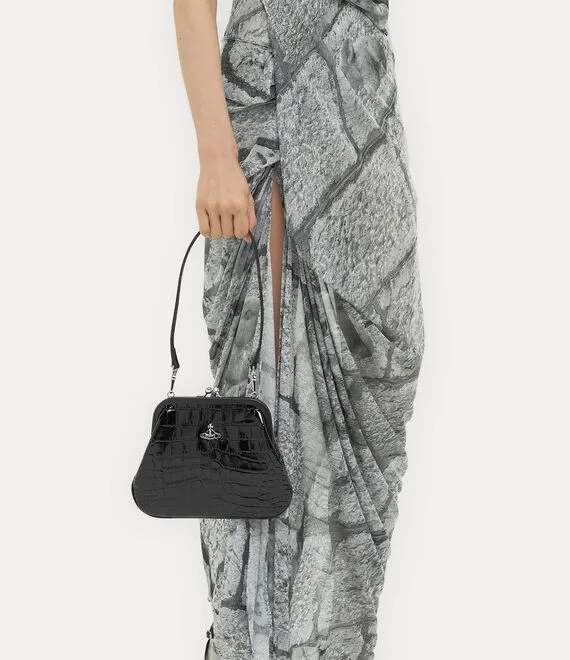 Vivienne's Clutch