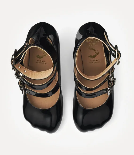 Animal Toe Three-Strap Shoe