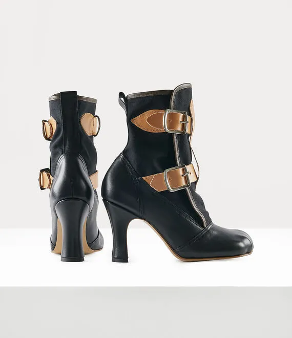 Bondage Boot