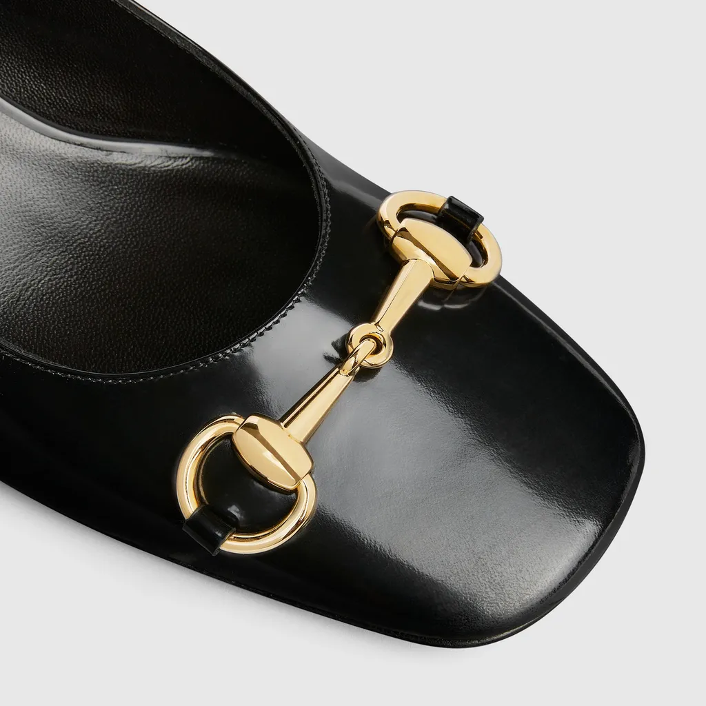 Signora Pump
