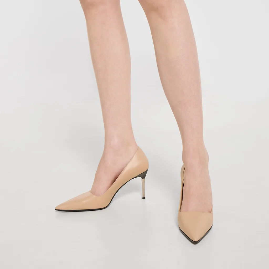 Bombshell Pump