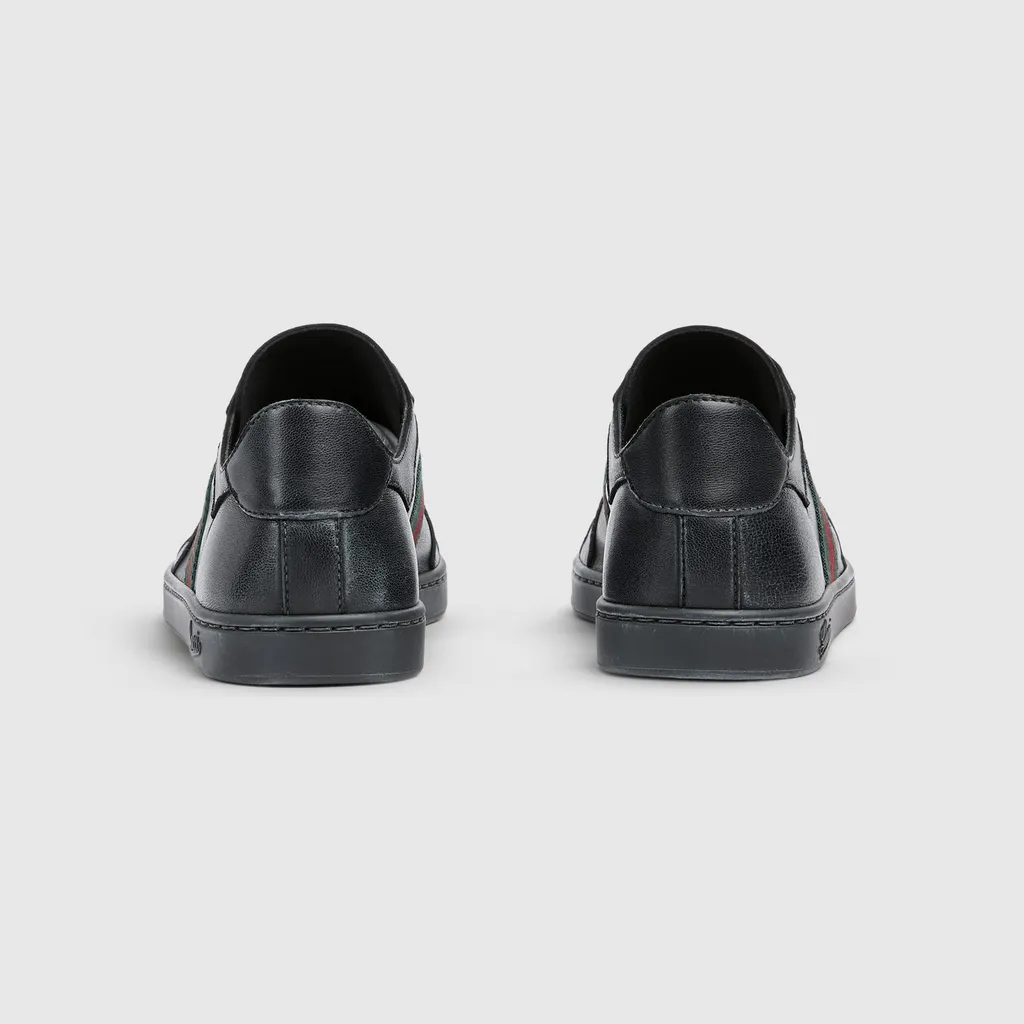 Stretch Low-Top Trainer