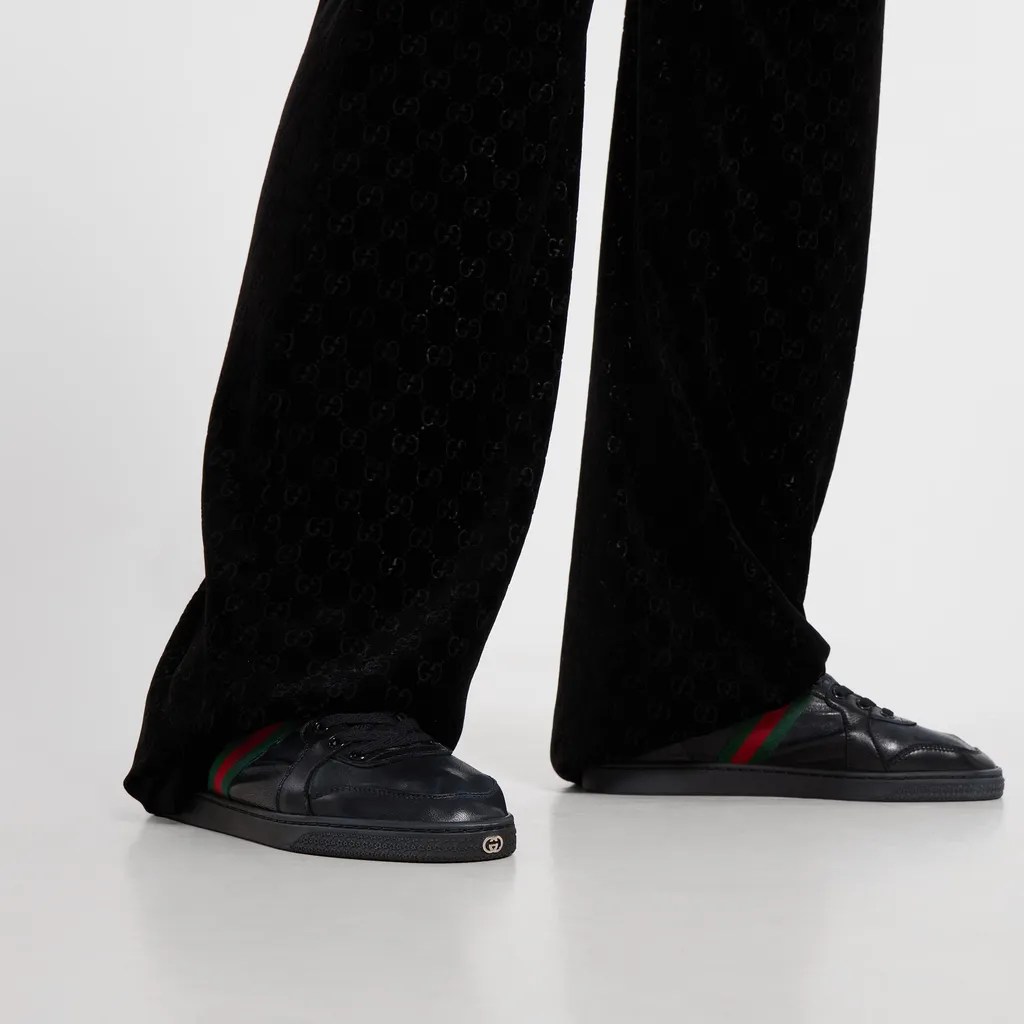 Stretch Low-Top Trainer