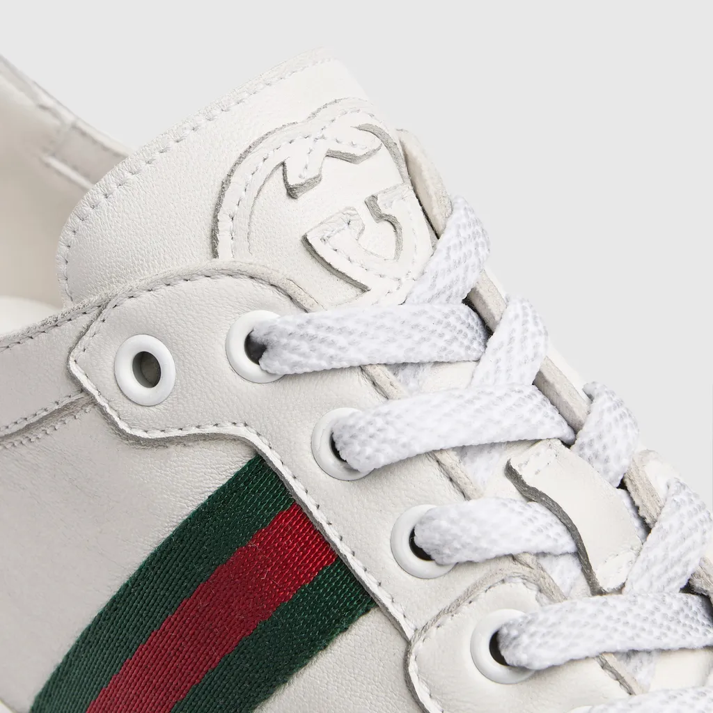 Stretch Low-Top Trainer