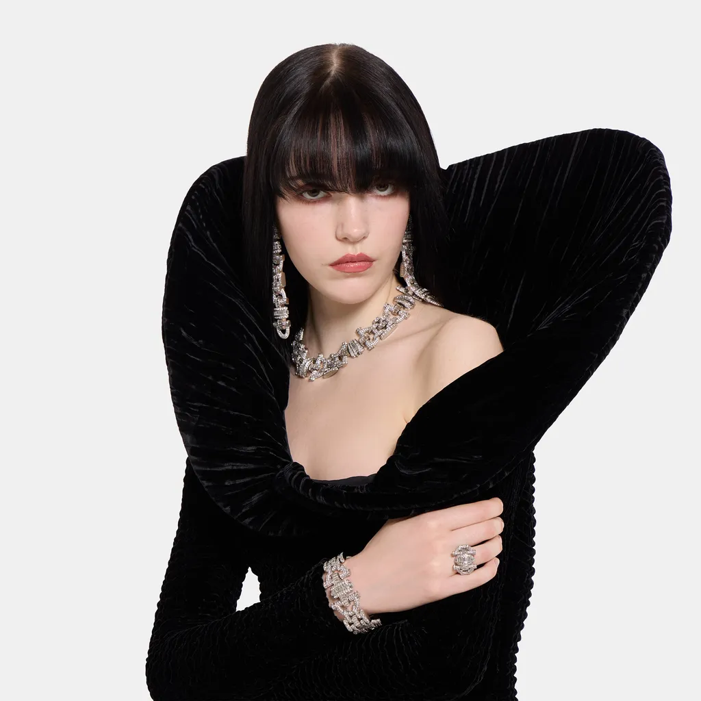 Gucci Staffa Crystal Ring