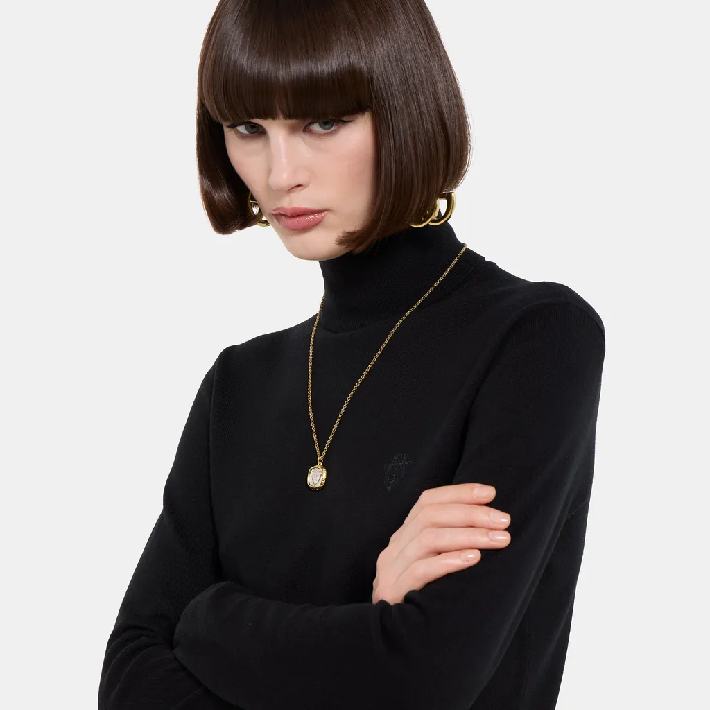 Gucci Crest Pendant Necklace