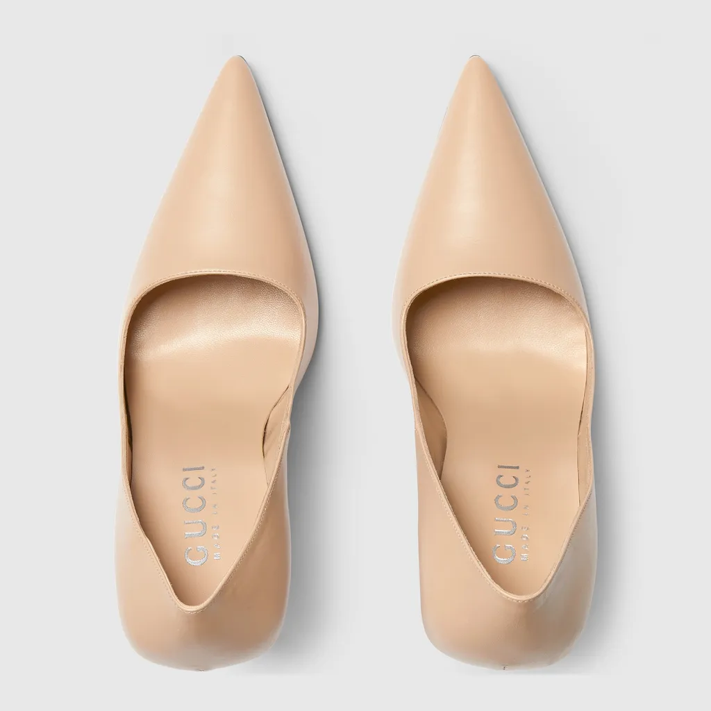 Bombshell Pump