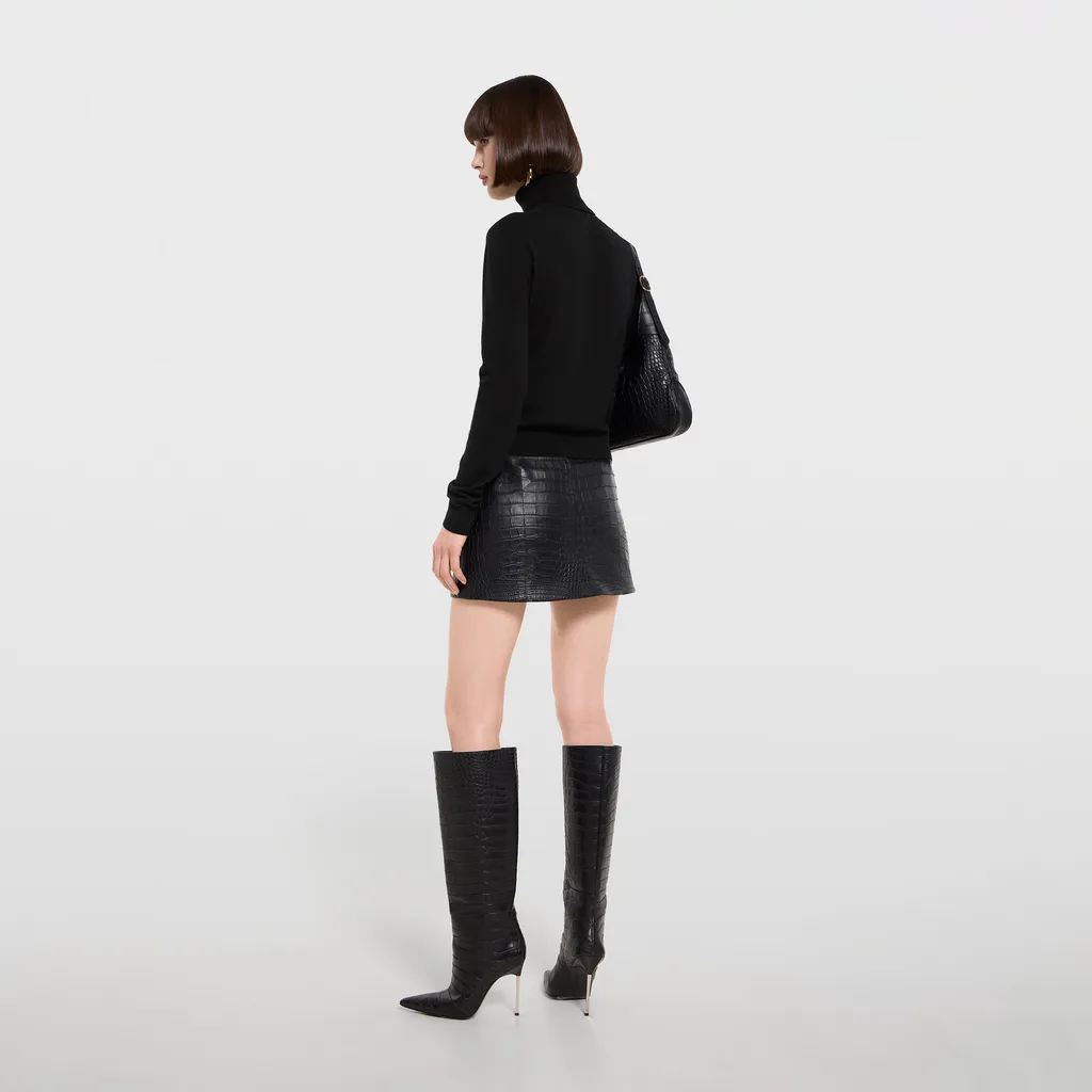 Knit Wool Turtleneck With Embroidery