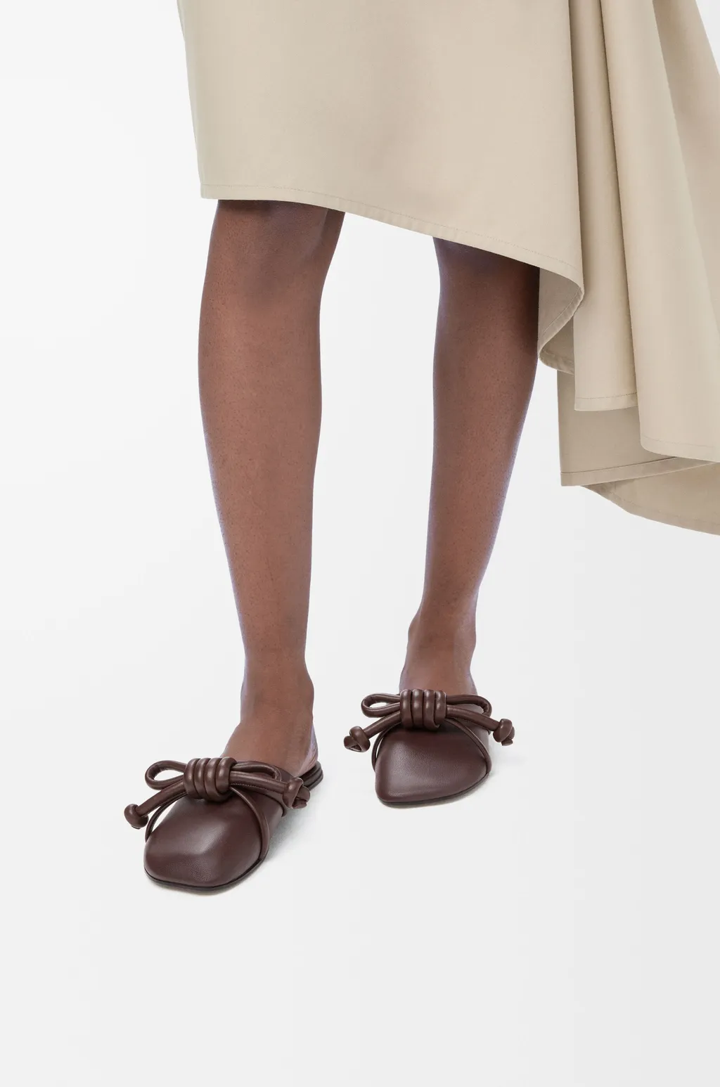 Flamenco Knot Mule In Lambskin