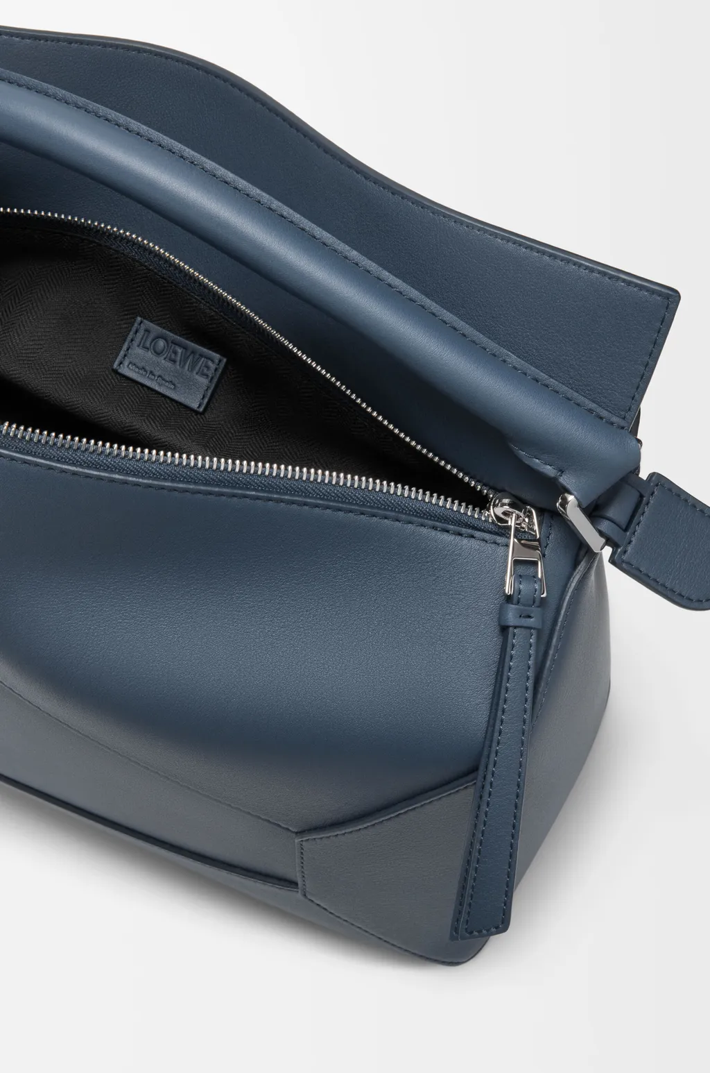 Large Puzzle Edge Bag In Classic Calfskin