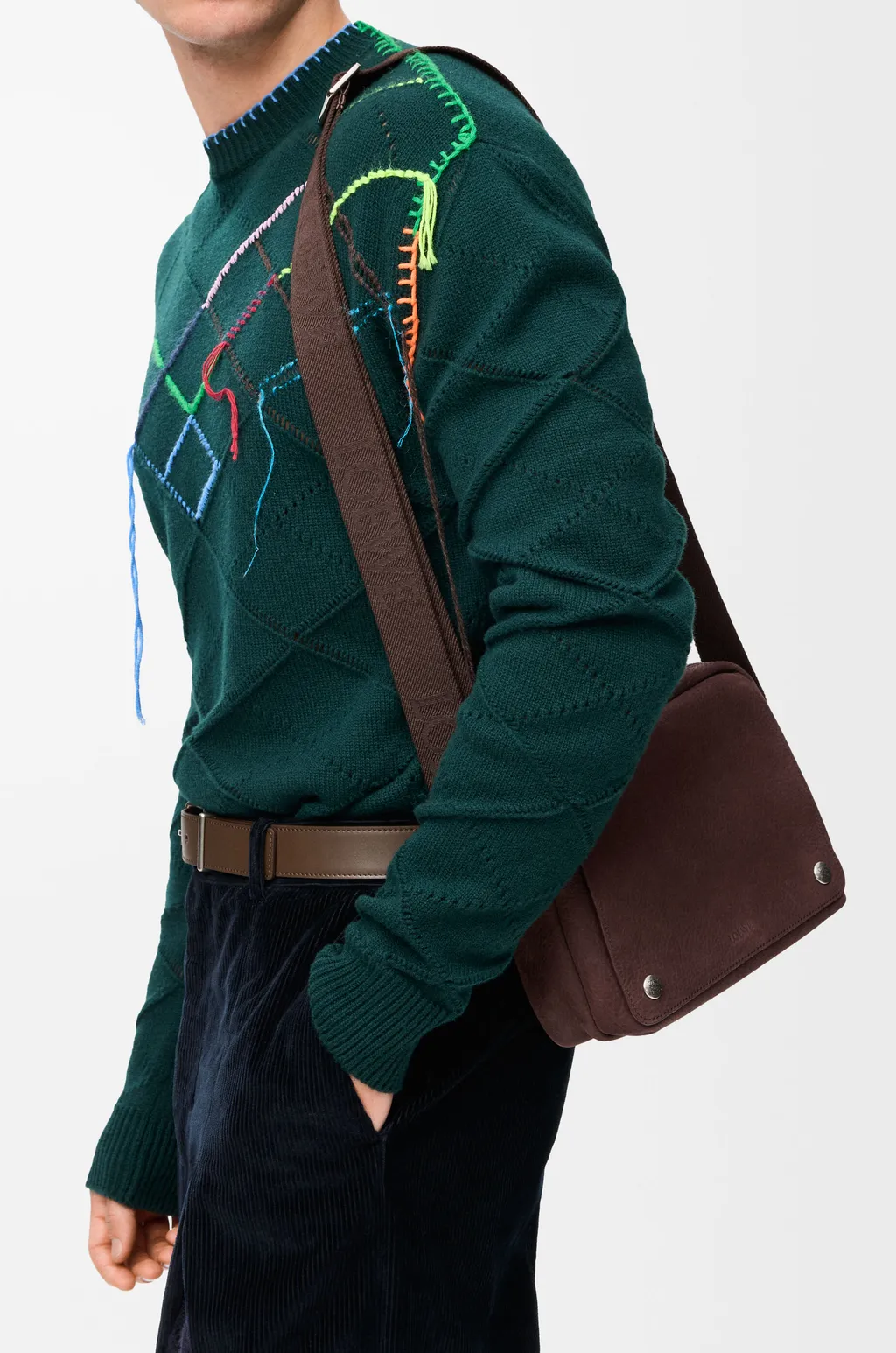 Medium Pebble Messenger Bag In Grained Nubuck