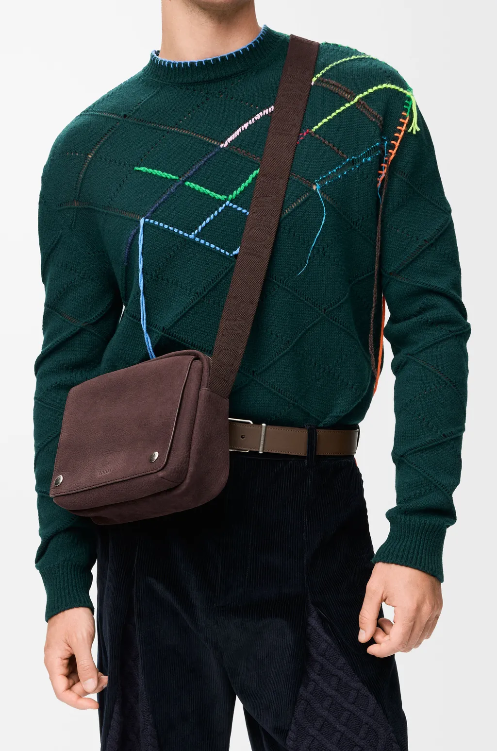 Medium Pebble Messenger Bag In Grained Nubuck
