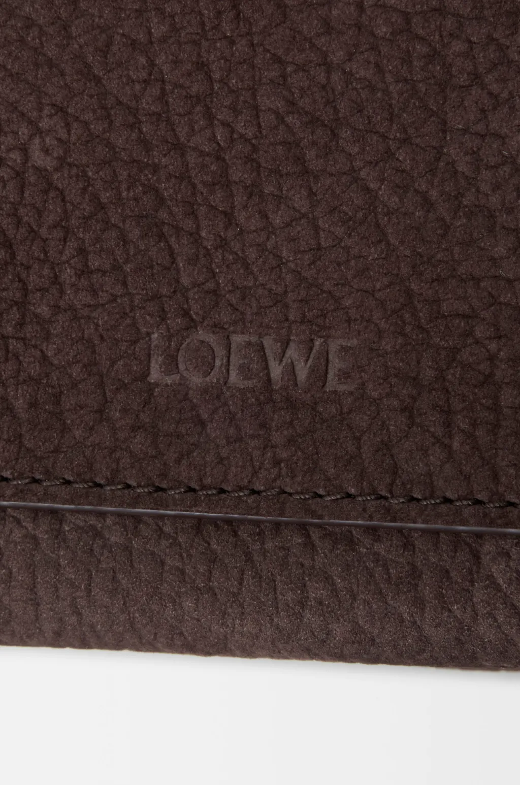 Medium Pebble Messenger Bag In Grained Nubuck
