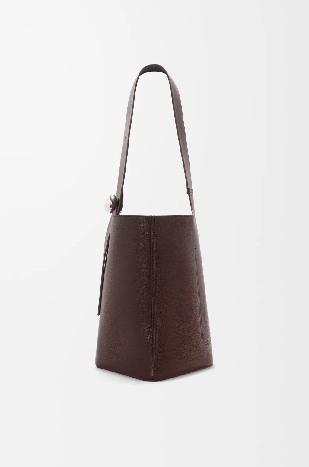 Large Pebble Bucket In Supple Grained Calfskin