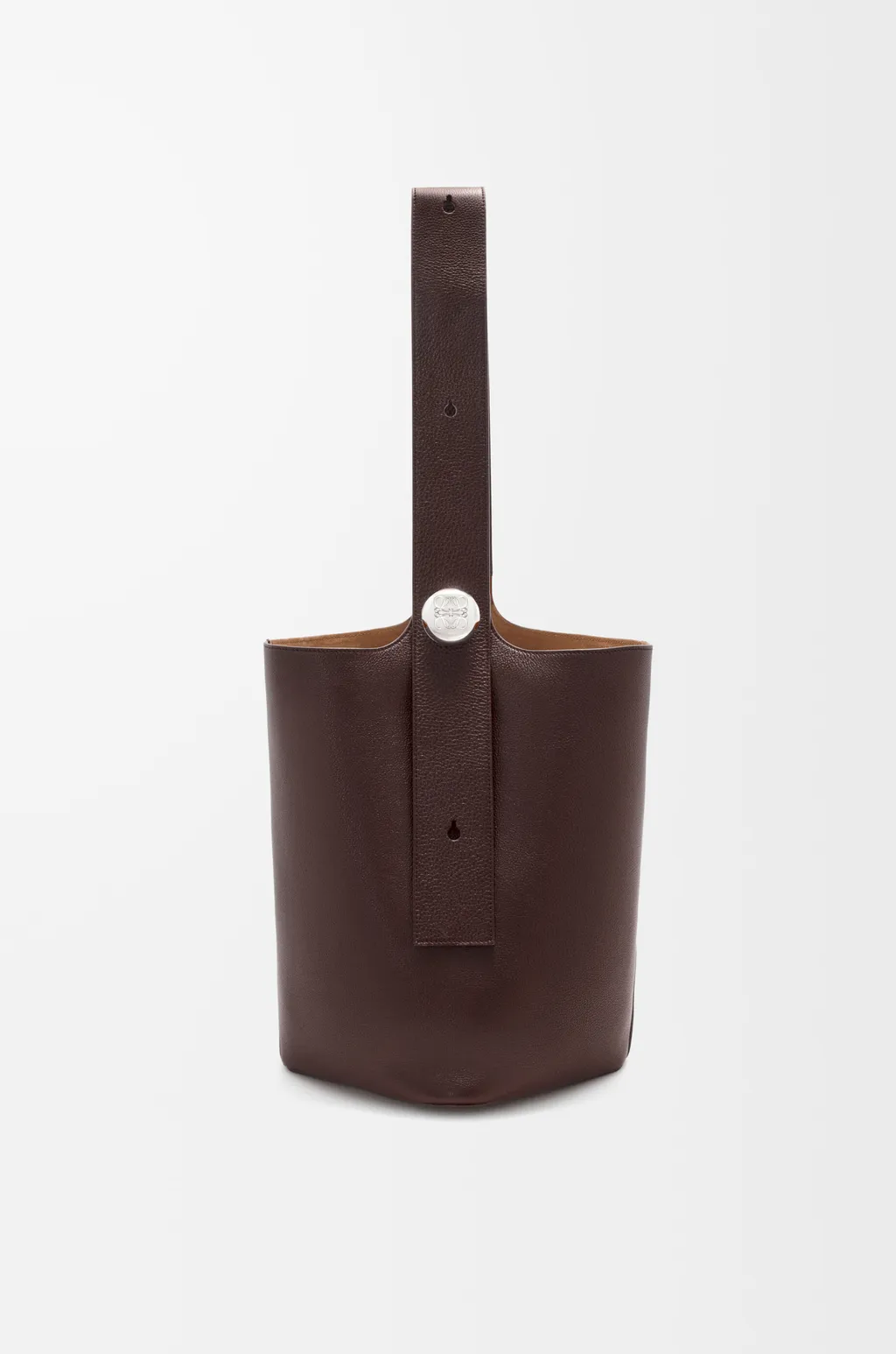 Large Pebble Bucket In Supple Grained Calfskin