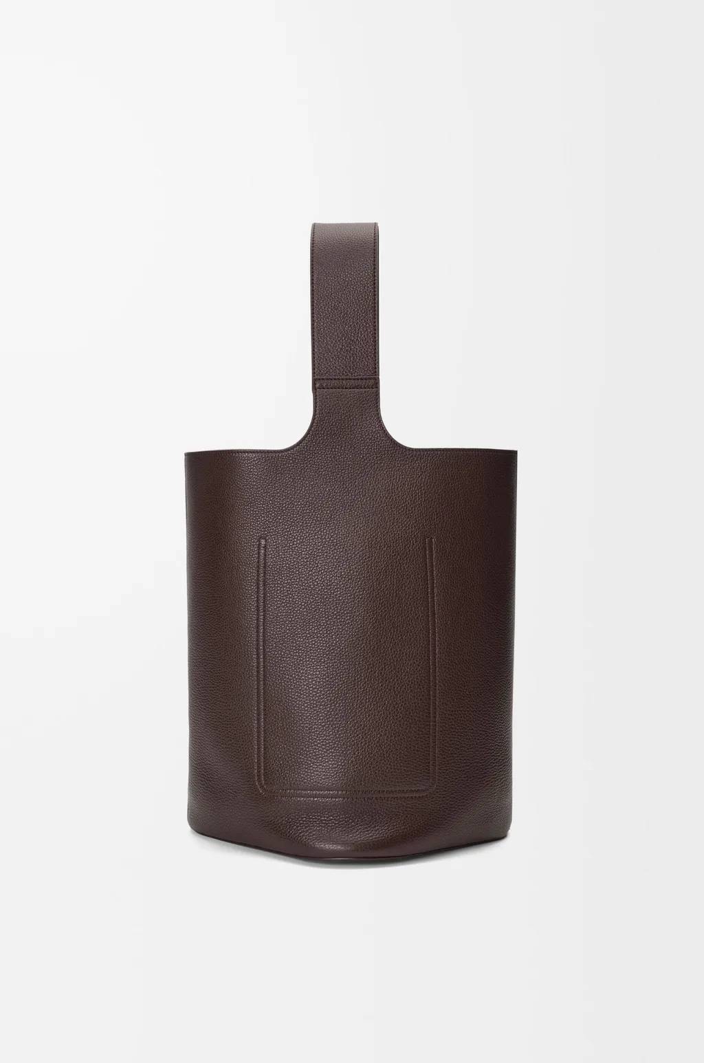 Large Pebble Bucket In Supple Grained Calfskin