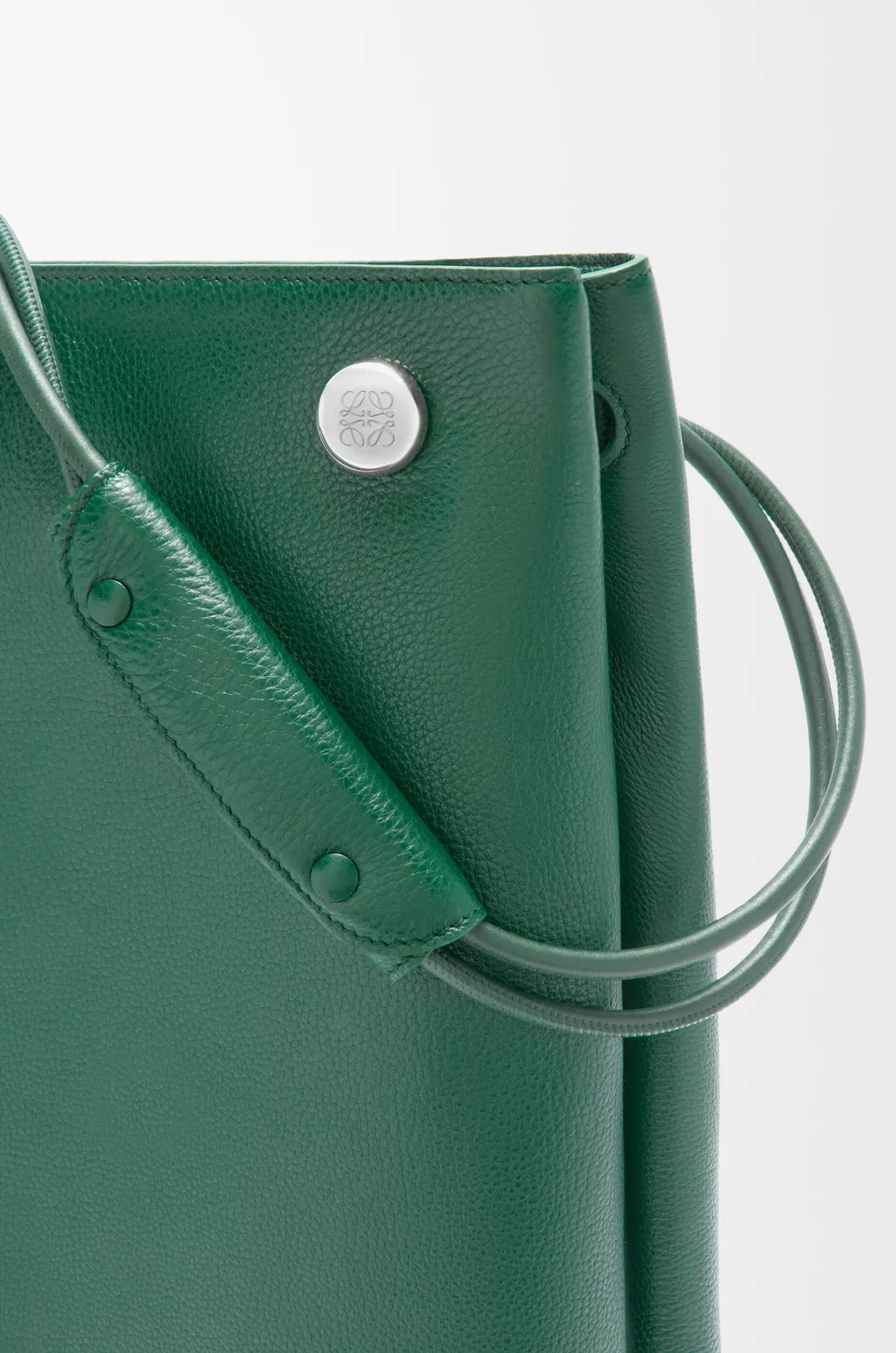 Pebble Hobo In Supple Grained Calfskin