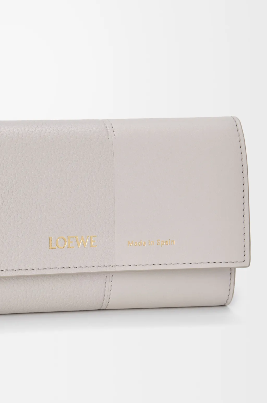 Small Vertical Wallet In Smooth And Grained Calfskin