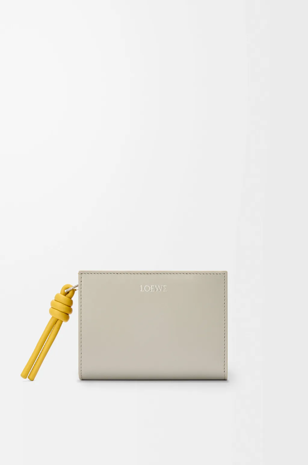 Knot Compact Wallet In Shiny Nappa Calfskin