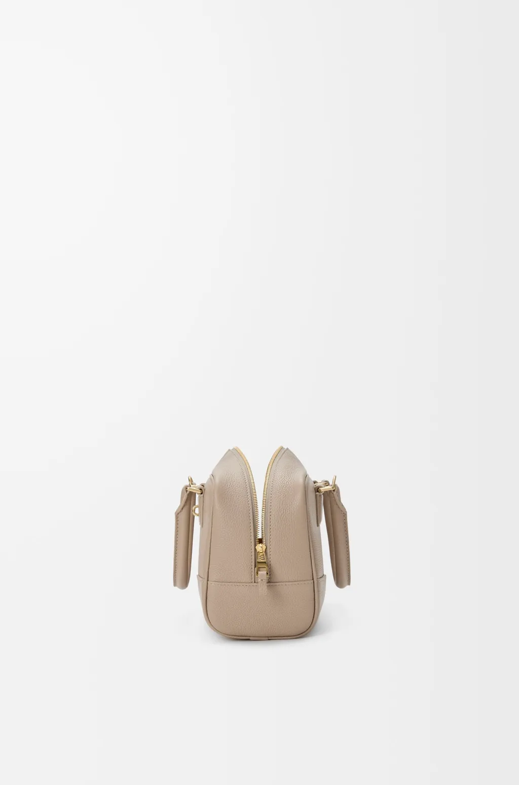 Amazona 23 Bag In Soft Grained Calfskin