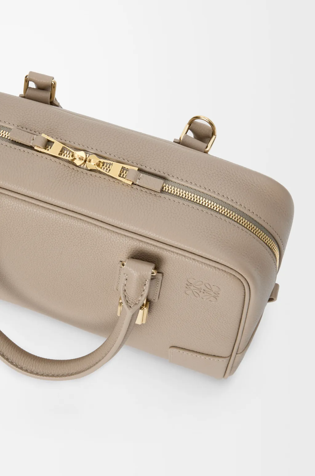Amazona 23 Bag In Soft Grained Calfskin