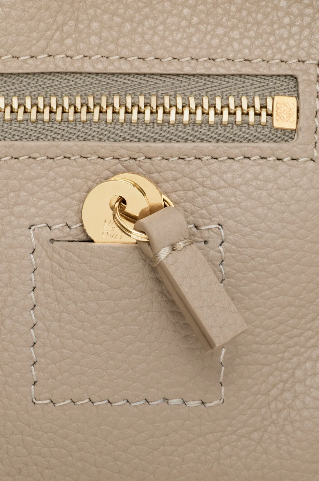 Amazona 23 Bag In Soft Grained Calfskin