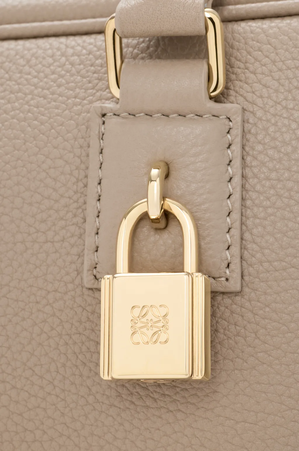 Amazona 23 Bag In Soft Grained Calfskin