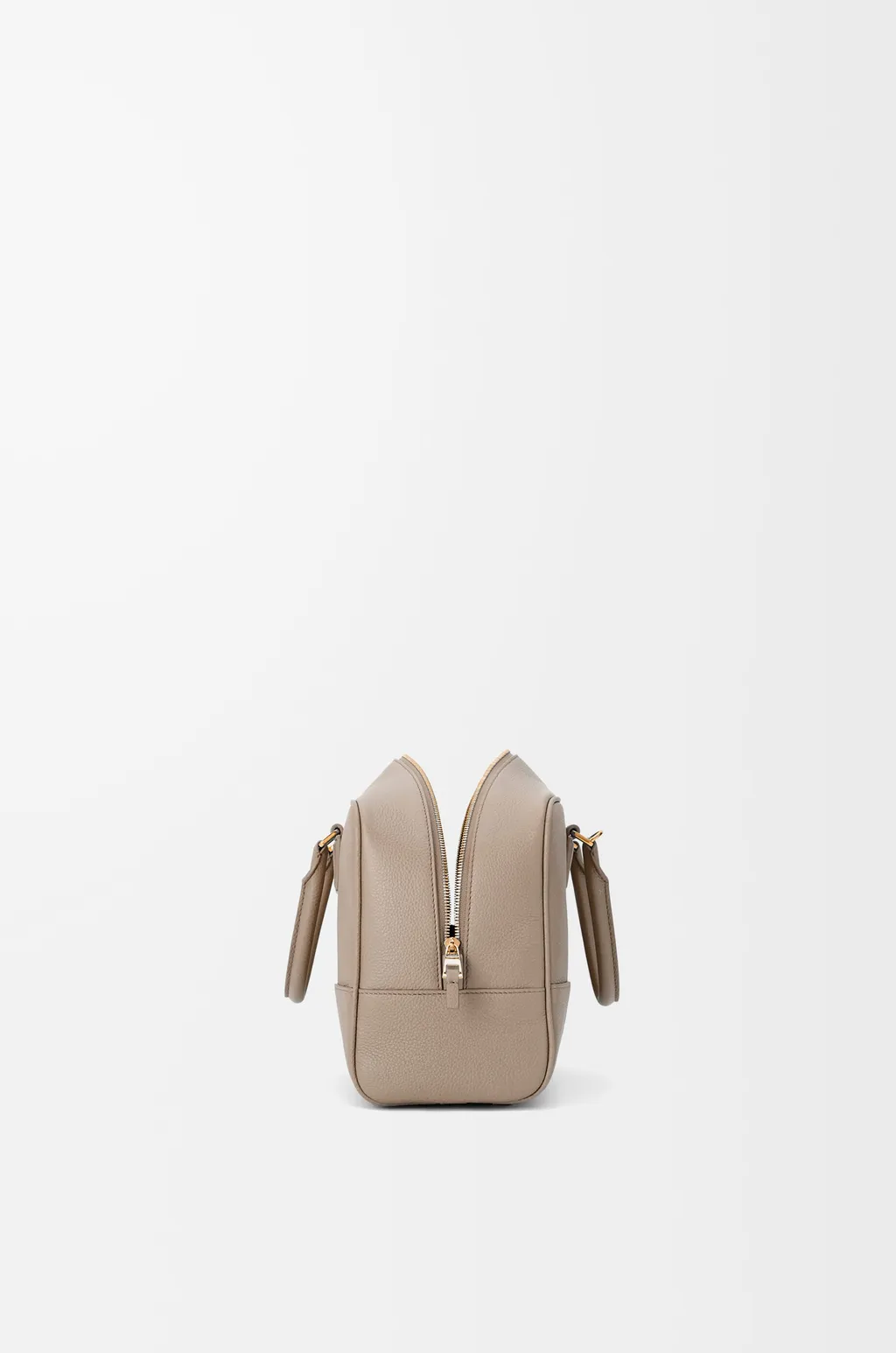 Amazona 28 Bag In Soft Grained Calfskin