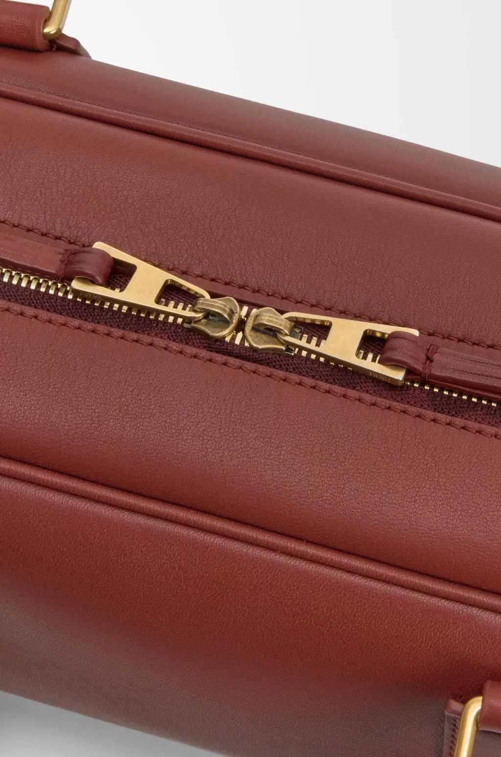 Amazona 31 Cropped Bag In Shiny Calfskin