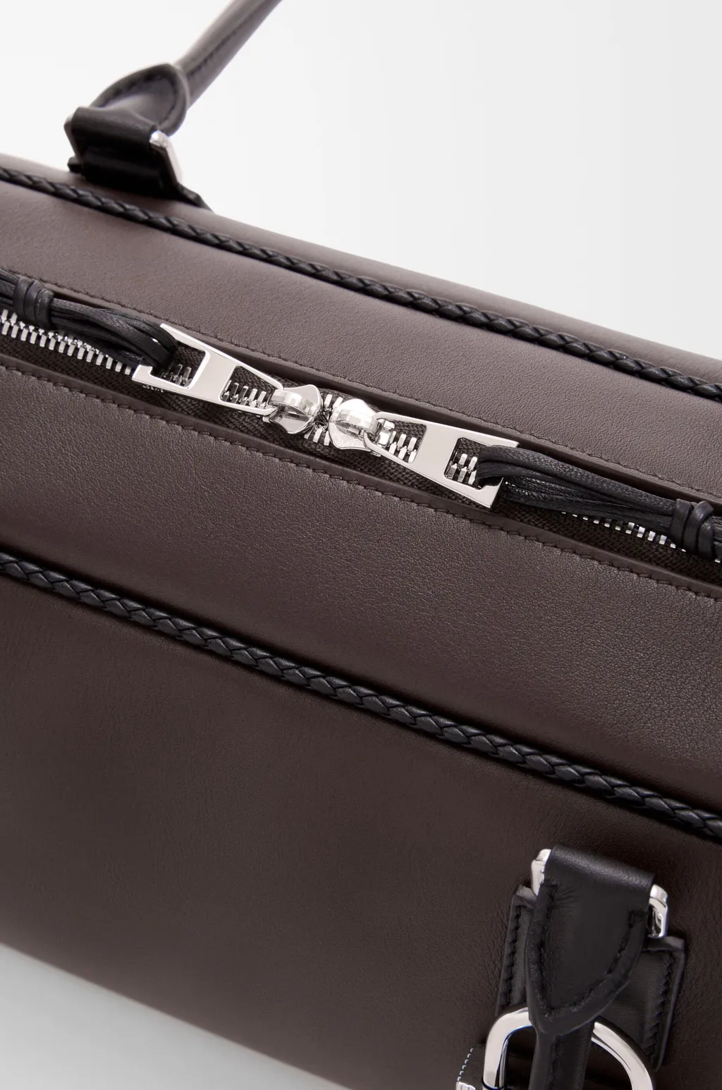 Amazona 31 Cropped Bag In Classic Calfskin