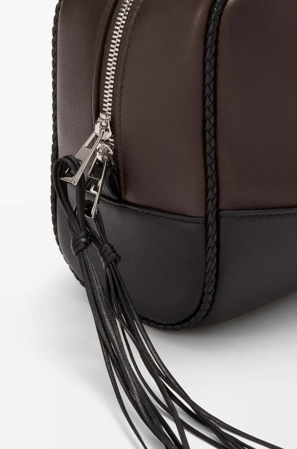 Amazona 31 Cropped Bag In Classic Calfskin