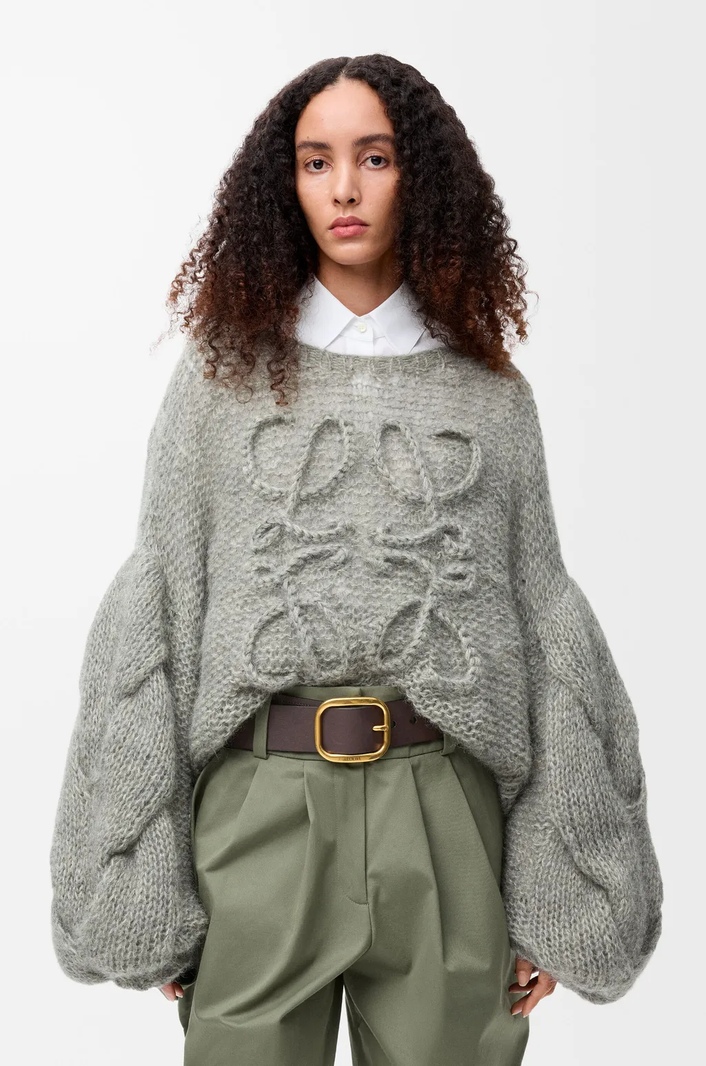 Rounded Soft Belt In Classic Calfskin