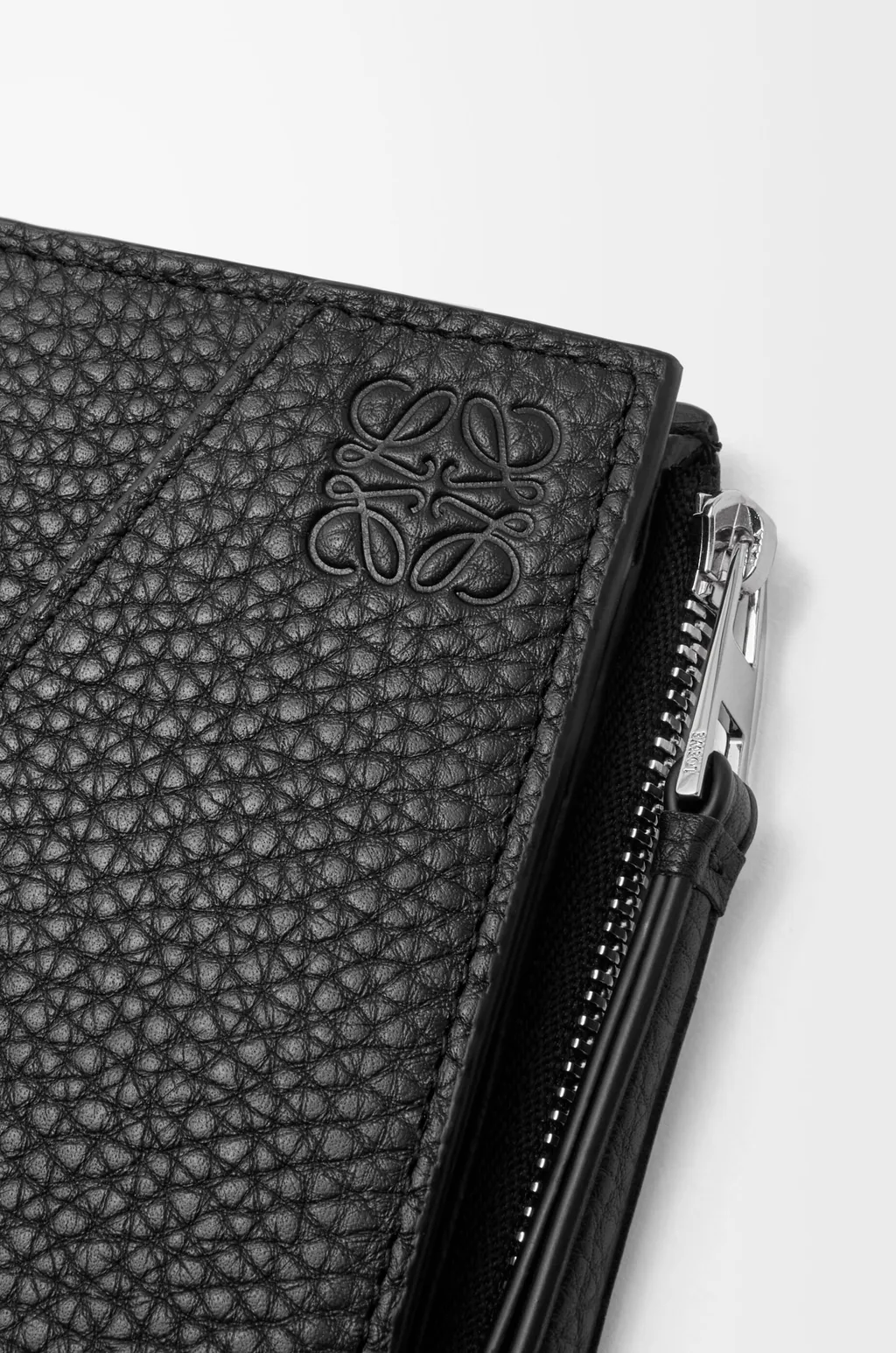 Puzzle Slim Compact Wallet In Supple Grained Calfskin