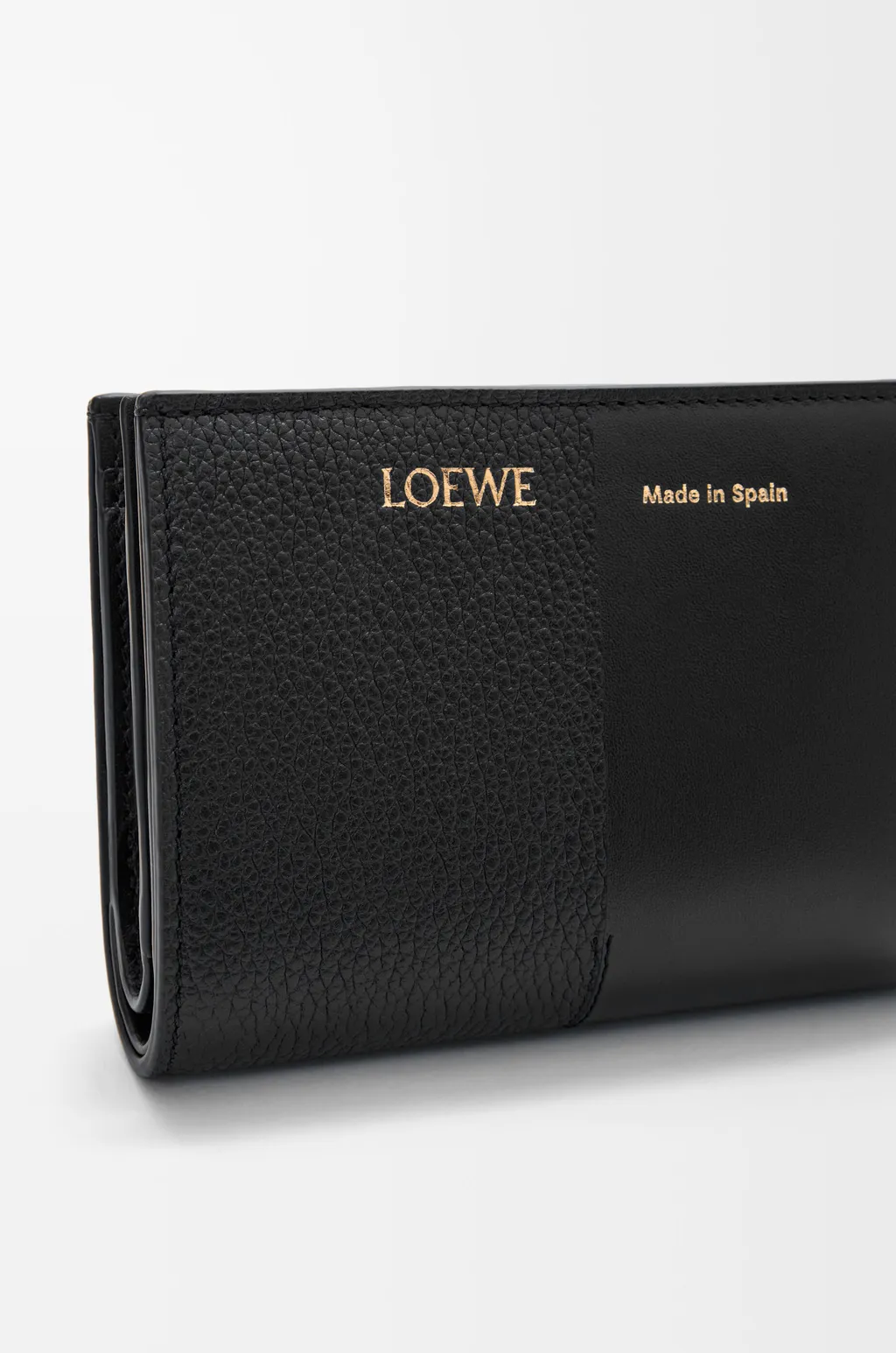 Duet Compact Wallet In Smooth And Grained Calfskin