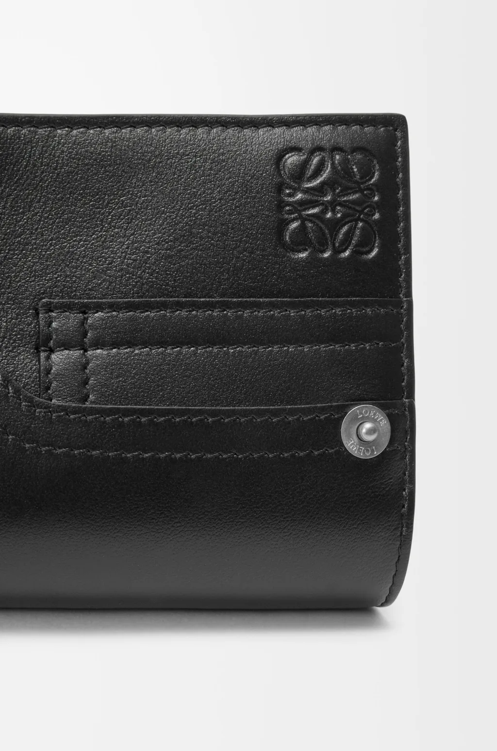 Panta Compact Wallet In Shiny Calfskin