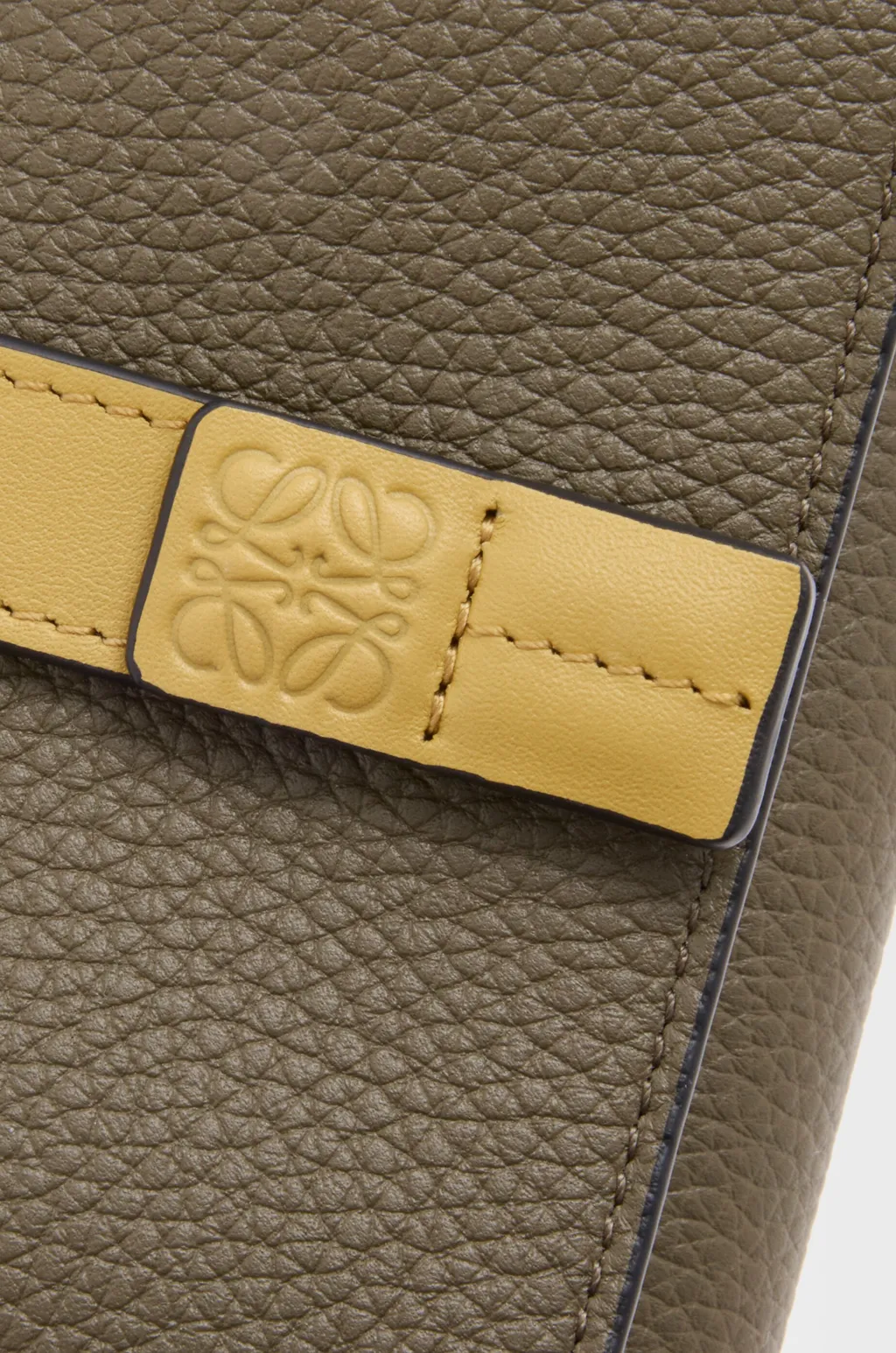 Trifold Wallet In Soft Grained Calfskin