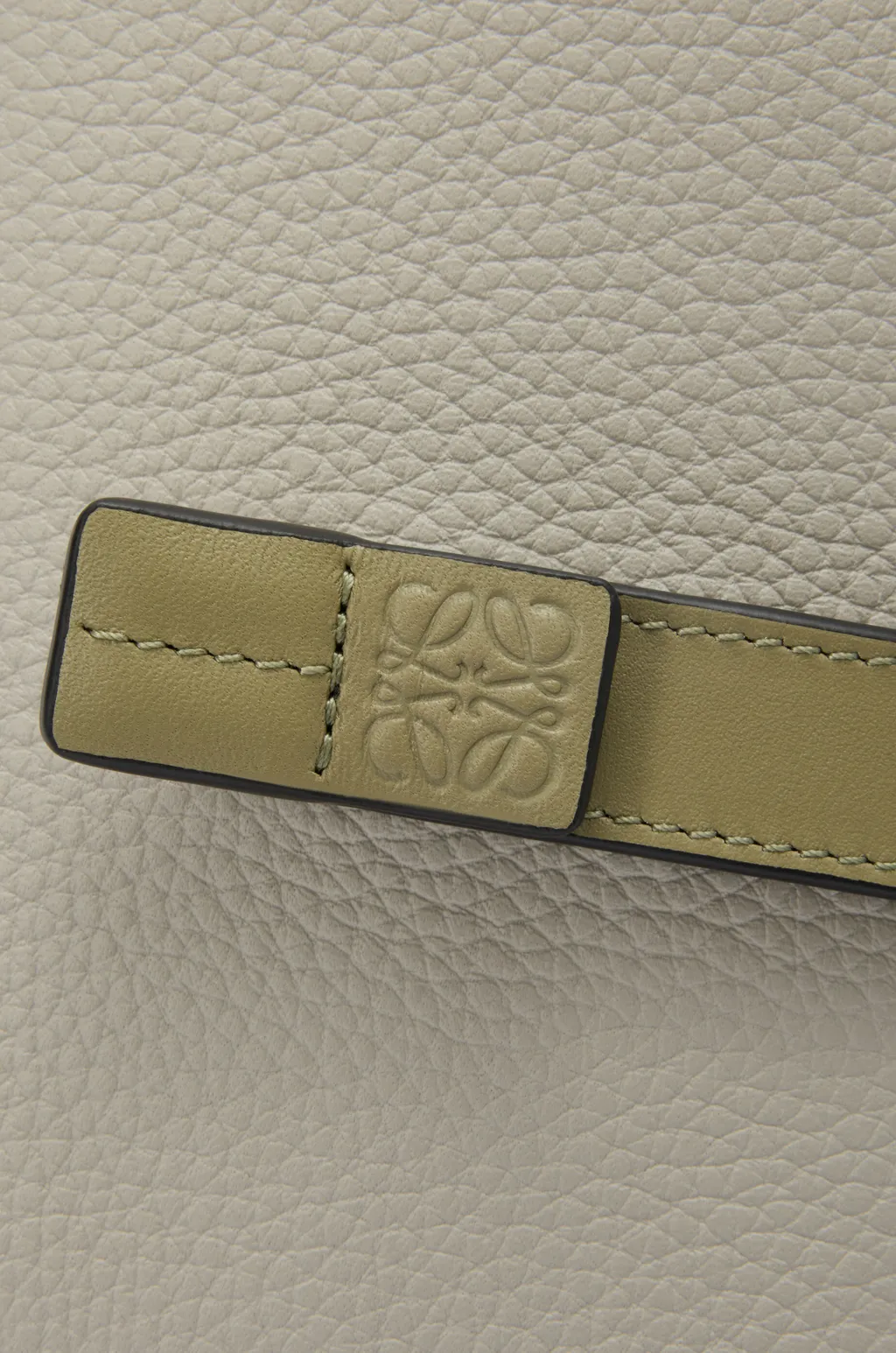 Compact Zip Wallet In Soft Grained Calfskin