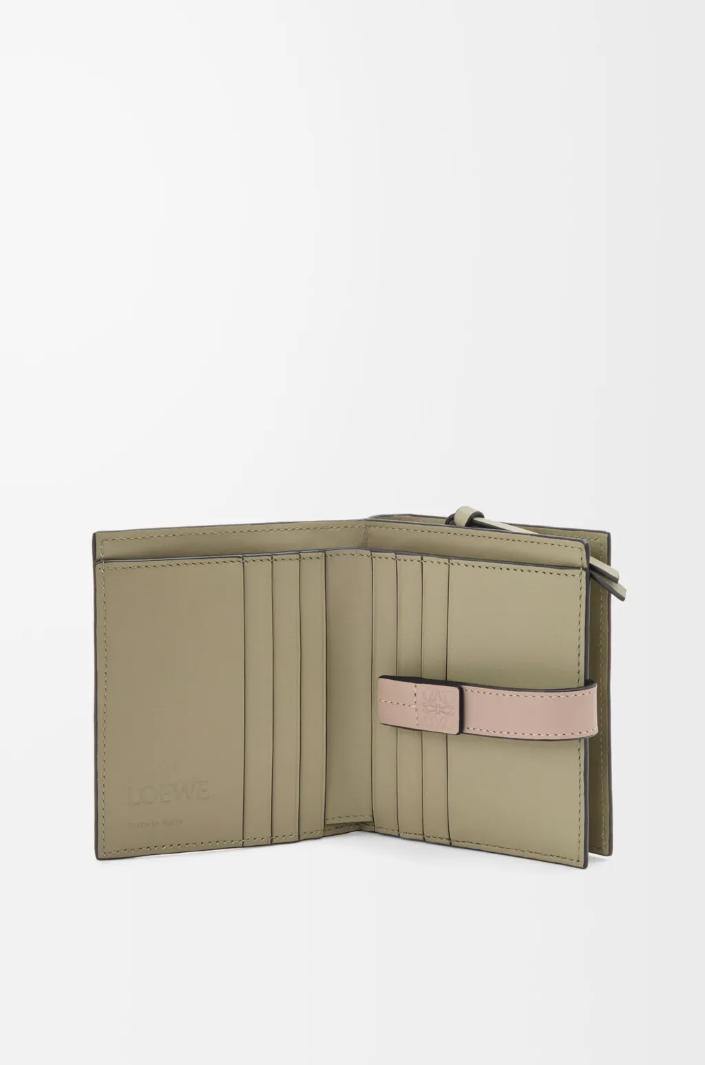 Compact Zip Wallet In Soft Grained Calfskin