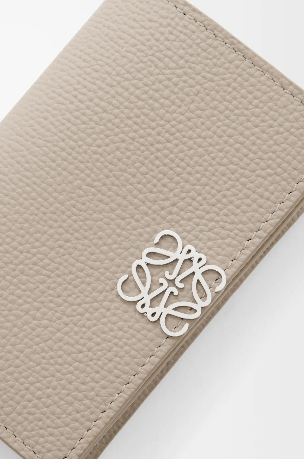 Anagram Business Cardholder In Pebble Grained Calfskin